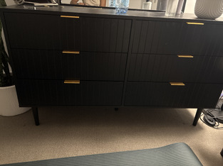 review image 0