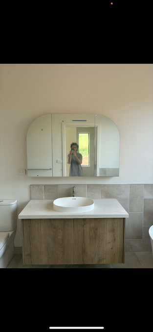 review image 0