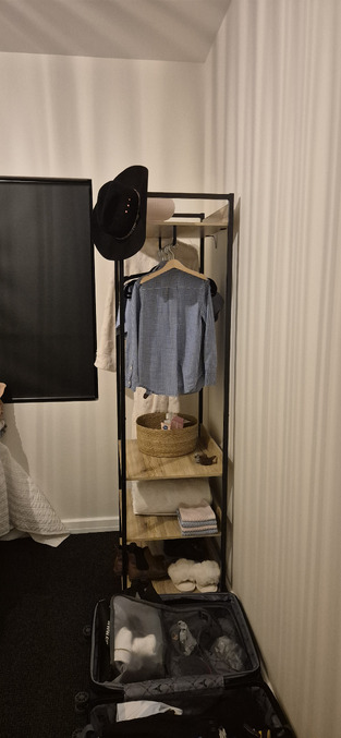 review image 0