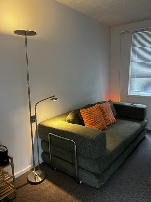review image 0