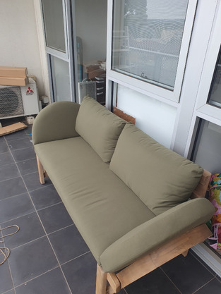 review image 0