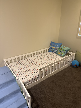 review image 0