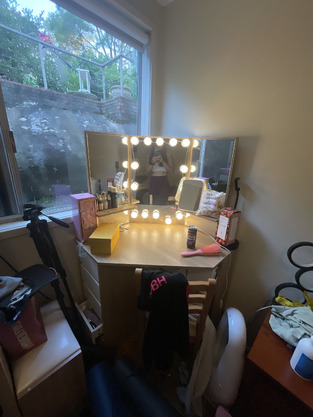 review image 0