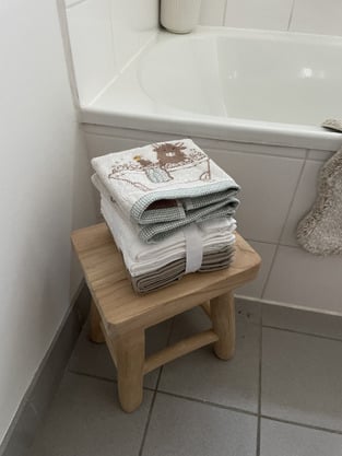 review image 0