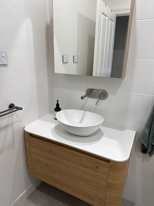 review image 0