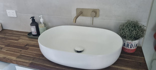 review image 0