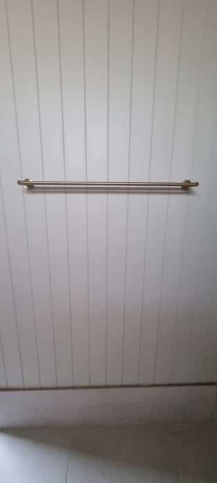 review image 0