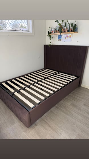 review image 0