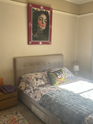 review image 0