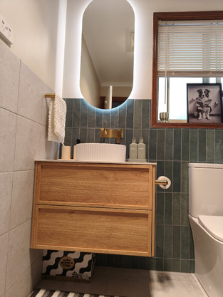 review image 0