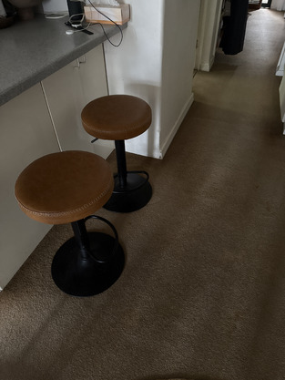 review image 0