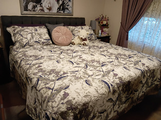 review image 0