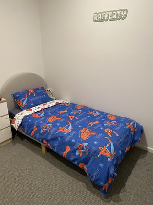 review image 0