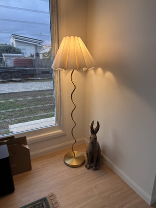 review image 0