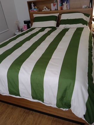 review image 0