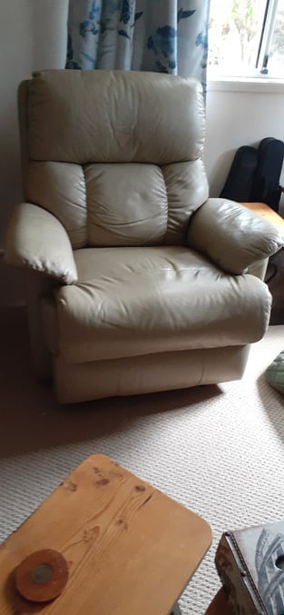 review image 0
