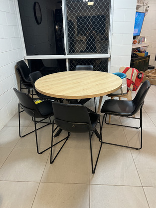 review image 0
