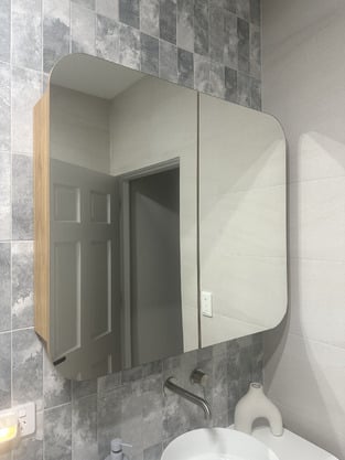 review image 0