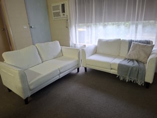 review image 0