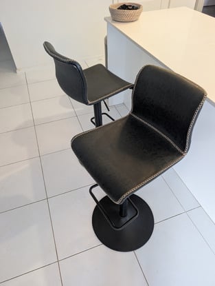 review image 0
