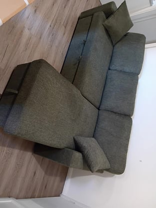 review image 0