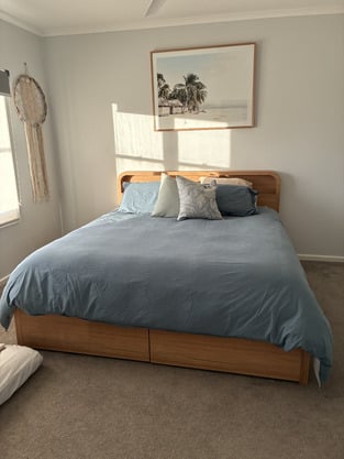 review image 0