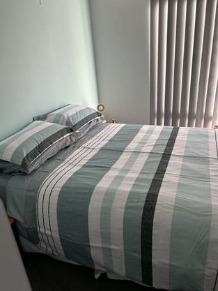 review image 0