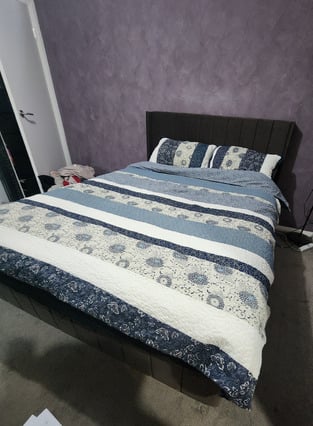 review image 0