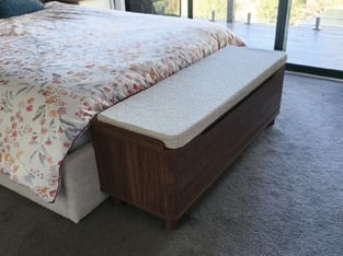 review image 0