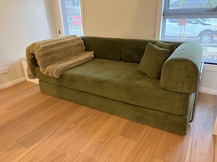 review image 0