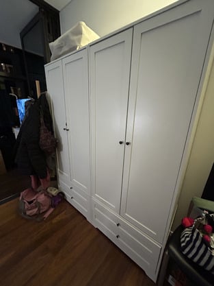 review image 0