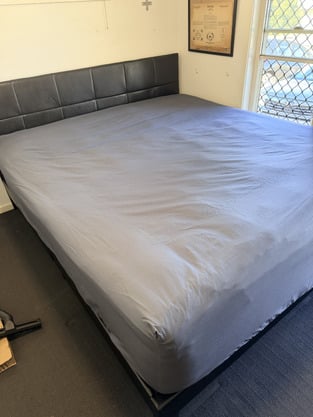 review image 0