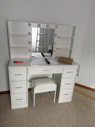 review image 0