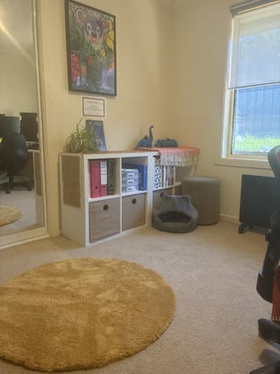review image 0