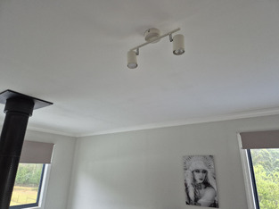 review image 0