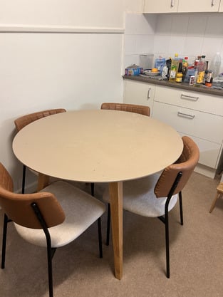 review image 0