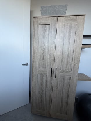 review image 0