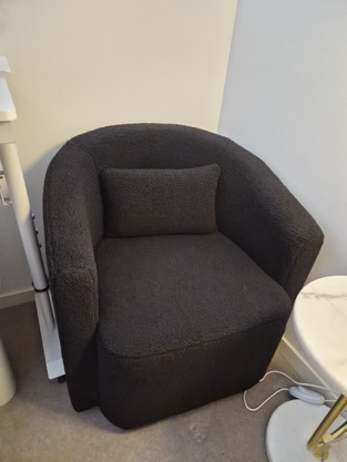review image 0