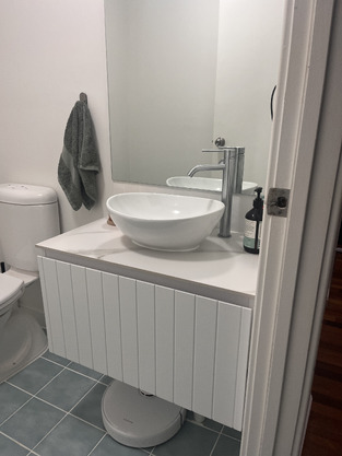 review image 0