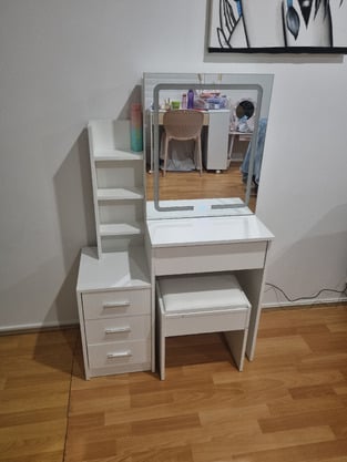 review image 0