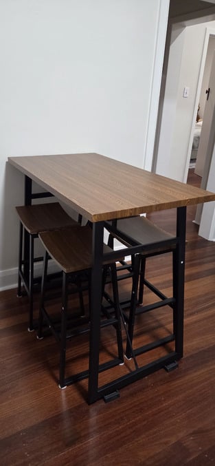 review image 0