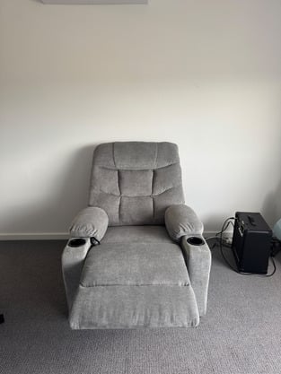 review image 0