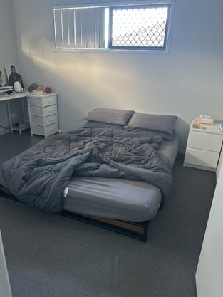 review image 0