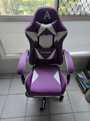 review image 0