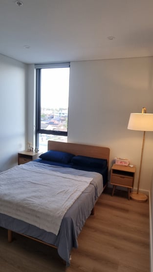 review image 0