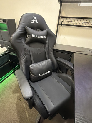 review image 0