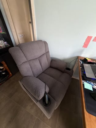 review image 0