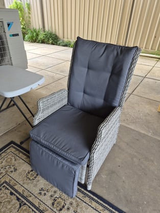 review image 0