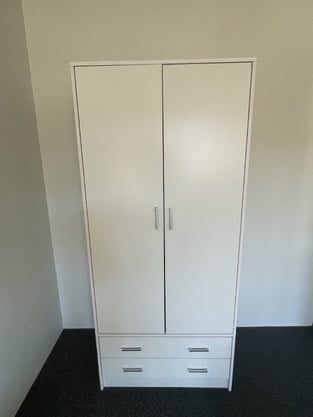 review image 0
