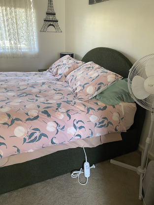 review image 0